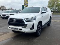 Second-hand Toyota HiLux 201 CP (147 kW) 2022 Alb Pickup