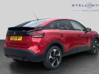 Używany Citroën C4 PureTech 127 KM (93 kW) 2023 Czerwony SUV