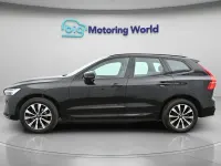Begagnad Volvo XC60 Plus 250 HK (183 kW) 2023 Svart SUV