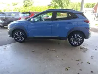 Używany Hyundai Kona Premium 120 KM (88 kW) 2022 Niebieski SUV