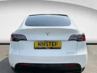 Używany Tesla Model Y Long Range AWD 286 kW (389 KM) 2025 SUV