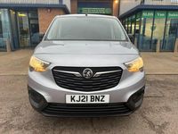 Used Vauxhall Combo Edition 100 HP (73 kW) 2021 Grey Van