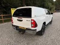 Used Toyota HiLux 150 HP (110 kW) 2022 White Pickup