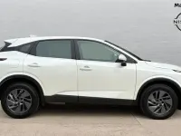 Used Nissan Qashqai Acenta Premium 140 HP (102 kW) 2023 White SUV