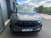Usado Ford Transit Custom Limited 136 HP (100 kW) 2025 Cinzento Van
