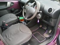 Used Peugeot 107 Active 68 HP (50 kW) 2012 Purple Hatchback