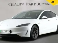 Używany Tesla Model 3 Performance 77 kW (106 KM) 2024 Biały Sedan/Limuzyna