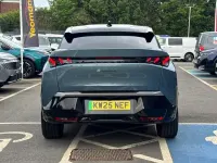 Usado Peugeot e-3008 GTi 156 kW (213 CV) 2025 Azul SUV