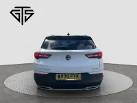 Used Vauxhall Grandland X Business Edition 225 HP (165 kW) 2020 White SUV