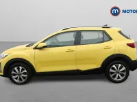 Used Kia Stonic 99 HP (72 kW) 2025 Yellow SUV