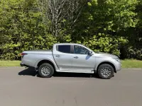Usado Mitsubishi L200 181 HP (133 kW) 2018 Prateado Pickup