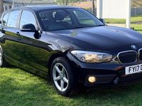 Begagnad BMW 116 2017 Svart Halvkombi