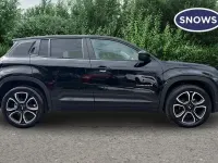 Used Jeep Avenger Summit 100 HP (73 kW) 2025 Red SUV