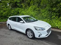 Used Ford Focus Zetec 125 HP (91 kW) 2022 White Estate