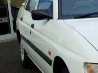 Used Ford Escort 1996 White Hatchback