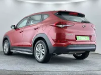 Używany Hyundai Tucson SE 177 KM (130 kW) 2017 Czerwony SUV