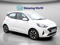 Used Hyundai i10 Advanced 67 HP (49 kW) 2024 White Hatchback