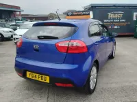 Usado Kia Rio 2014 Azul Utilitario