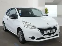 Begagnad Peugeot 208 Access 68 HK (50 kW) 2014 Vit Halvkombi