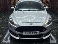 Used Ford Focus ST 185 HP (136 kW) 2016 Silver Hatchback