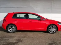 Used VW Golf VII SE 115 HP (84 kW) 2019 Red Hatchback