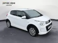 Begagnad Citroën C1 2021 Vit Halvkombi