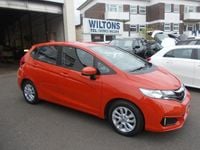 Used Honda Jazz SE 101 HP (74 kW) 2018 Orange Hatchback