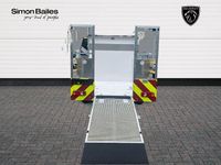 Used Peugeot Boxer Premium 140 HP (102 kW) 2024 White Van