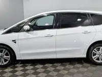 Used Ford S-MAX Titanium 150 HP (110 kW) 2018 White MPV