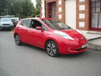 Used Nissan Leaf Tekna 80 kW (109 HP) 2017 Red Hatchback