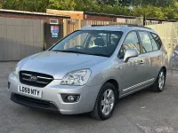 Used Kia Carens 140 HP (102 kW) 2009 Silver MPV