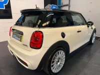 Used Mini Cooper S Hatch 279 HP (205 kW) 2017 White Hatchback