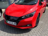 Usado Nissan Leaf N-Connecta 110 kW (150 HP) 2022 Vermelho Citadino