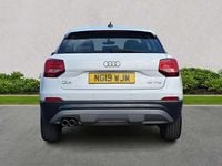 Używany Audi Q2 Sport 150 KM (110 kW) 2019 Biały SUV