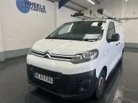 Used Citroën Dispatch 100 HP (73 kW) 2019 White MPV