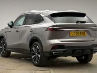 Używany MG HS Trophy 169 KM (124 kW) 2024 Srebrny SUV