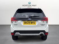 Used Subaru Forester Premium 148 HP (108 kW) 2024 White SUV