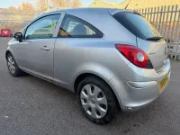 Używany Vauxhall Corsa Club 2009 Srebrny Hatchback