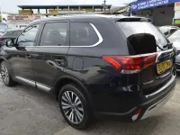 Usado Mitsubishi Outlander 150 HP (110 kW) 2020 Preto SUV