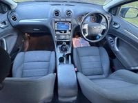 Used Ford Mondeo Titanium 163 HP (119 kW) 2010 Grey Hatchback