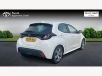 Used Toyota Yaris Hybrid 114 HP (83 kW) 2024 White Hatchback