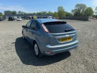 Used Ford Focus Titanium 99 HP (72 kW) 2009 Blue Hatchback