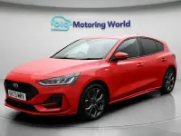 Used Ford Focus ST-Line 125 HP (91 kW) 2023 Red Hatchback