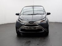 Used Toyota Aygo X-clusiv 69 HP (50 kW) 2016 Grey Hatchback