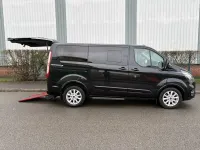 Usado Ford Tourneo Titanium 130 CV (95 kW) 2021 Negro Monovolumen