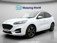 Usado Ford Kuga ST-Line X 190 HP (139 kW) 2023 Branco SUV