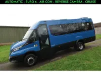 Begagnad Iveco Daily 180 HK (132 kW) 2021 Blå