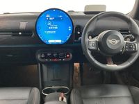 Second-hand Mini Cooper Hatch 113 kW (154 CP) 2025 Roșu Hatchback