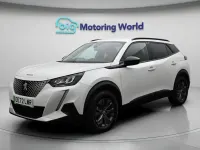 Gebraucht Peugeot e-2008 Active+ 98 kW (134 PS) 2022 Weiß SUV