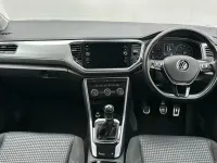 Used VW T-Roc Active 150 HP (110 kW) 2021 Blue SUV